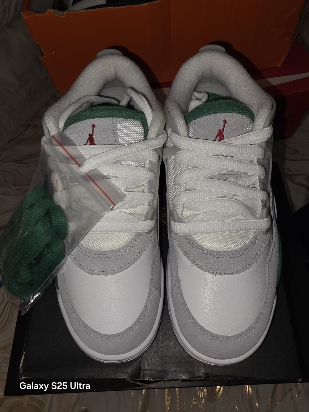 Jordan Air Jordan 4 RM (GS) White Pine Green & Grey. New In Box. Size 4.5/6W